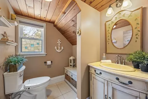 Bath - 3 Wolf Rd, Bourne, MA 02532 photo 1 of 5