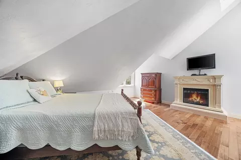 Bedroom - 3 Wolf Rd, Bourne, MA 02532 photo 2 of 5