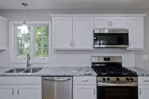 34 Chilson, Springfield, MA 01118 photo 8