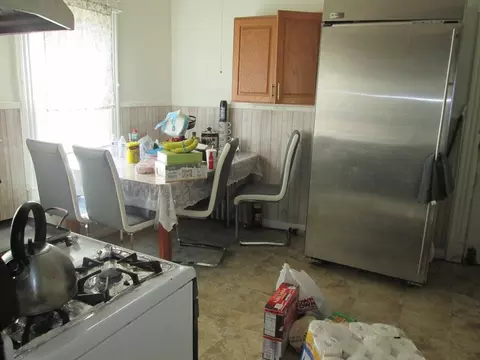 68-72 Mooreland St, Springfield, MA 01104 photo 27