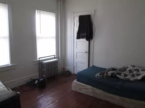 68-72 Mooreland St, Springfield, MA 01104 photo 9
