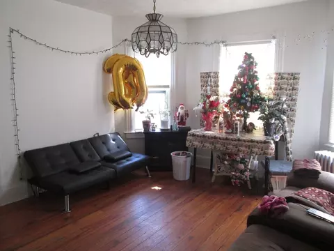 68-72 Mooreland St, Springfield, MA 01104 photo 6