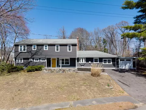 48 Bradford Rd, Natick, MA 01760