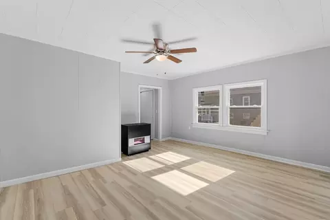 Living - 36 Mcclure Pl, Fall River, MA 02720 photo 10 of 12