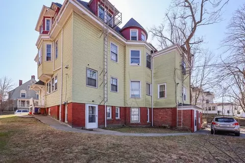 604 Rock St, Fall River, MA 02720 photo 5