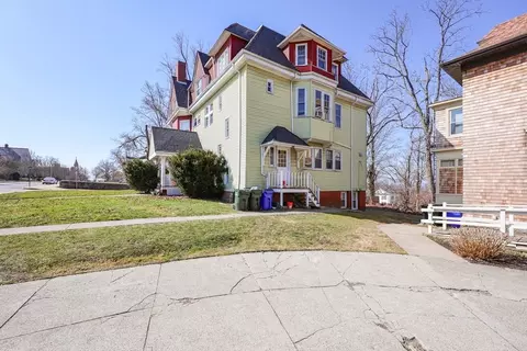 604 Rock St, Fall River, MA 02720 photo 4