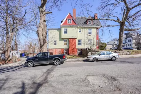 604 Rock St, Fall River, MA 02720 photo 3