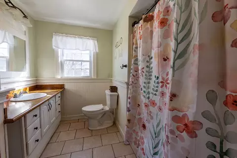 103 Chicago St, Fall River, MA 02721 photo 27