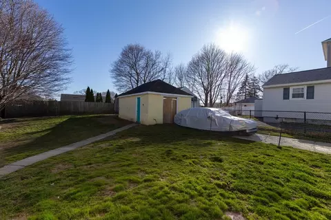 103 Chicago St, Fall River, MA 02721 photo 31