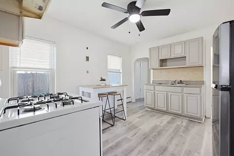 69 E Central, Worcester, MA 01605 photo 24