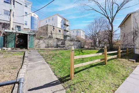 69 E Central, Worcester, MA 01605 photo 8