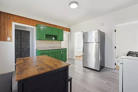 69 E Central, Worcester, MA 01605 photo 17