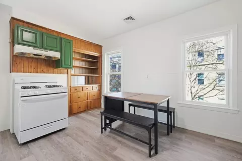 69 E Central, Worcester, MA 01605 photo 19