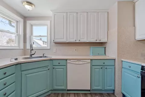 28 Hibiscus Ave, Waltham, MA 02451 photo 12