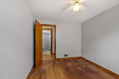 28 Hibiscus Ave, Waltham, MA 02451 photo 17