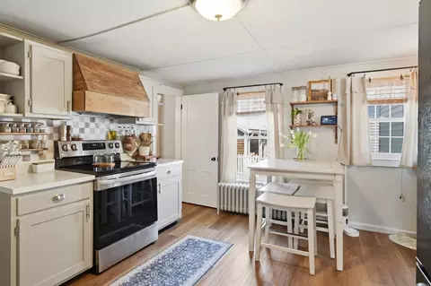 53 Chestnut St, Ware, MA 01082 photo 6