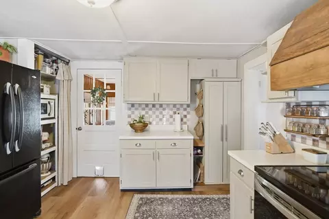 53 Chestnut St, Ware, MA 01082 photo 10