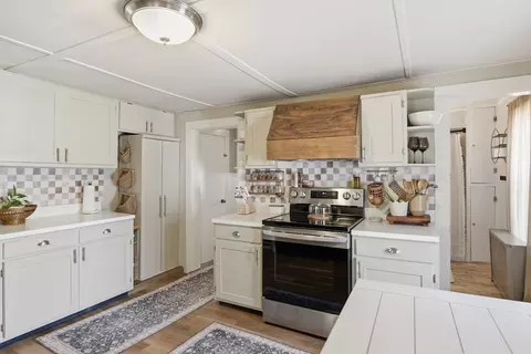 53 Chestnut St, Ware, MA 01082 photo 7