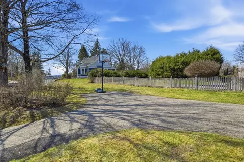 53 Chestnut St, Ware, MA 01082 photo 40