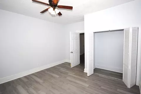 Bedroom - 72 Hall St, Springfield, MA 01108 photo 1 of 10