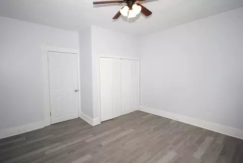Bedroom - 72 Hall St, Springfield, MA 01108 photo 2 of 10
