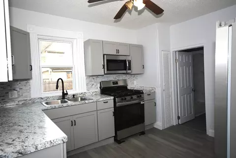 Kitchen - 72 Hall St, Springfield, MA 01108 photo 1 of 5