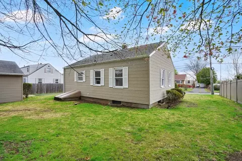 20 Edbert St, Chicopee, MA 01020 photo 37