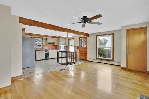 20 Edbert St, Chicopee, MA 01020 photo 6