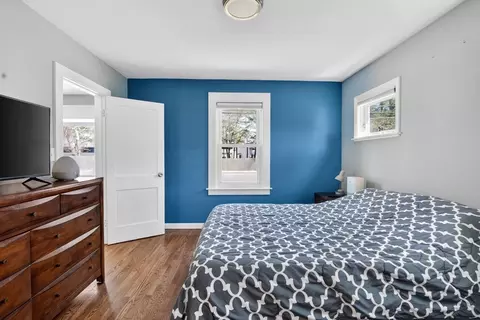 Bedroom - 51 Swifts Beach Rd, Wareham, MA 02571 photo 1 of 8