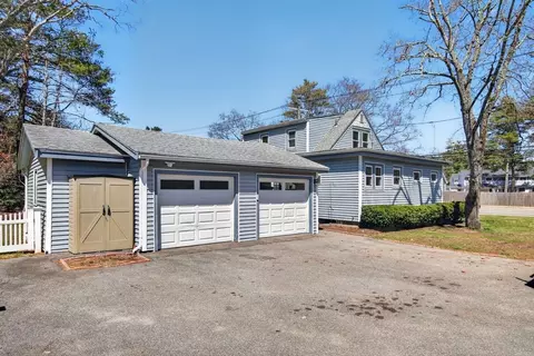 Exterior - 51 Swifts Beach Rd, Wareham, MA 02571 photo 3 of 5
