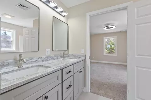 Bath - 497 Ridge Rd, Athol, MA 01331 photo 2 of 6
