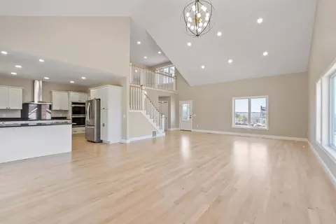 Living - 497 Ridge Rd, Athol, MA 01331 photo 2 of 4