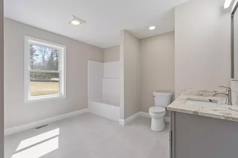 Bath - 497 Ridge Rd, Athol, MA 01331 photo 3 of 6