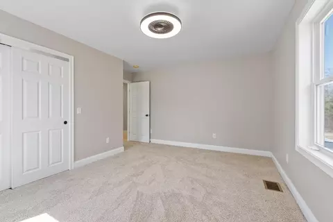 Bedroom - 497 Ridge Rd, Athol, MA 01331 photo 7 of 8