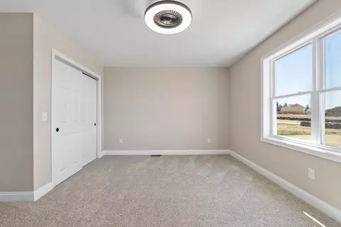 Bedroom - 497 Ridge Rd, Athol, MA 01331 photo 5 of 8