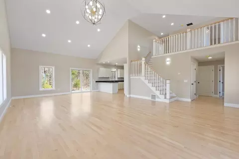 Living - 497 Ridge Rd, Athol, MA 01331 photo 1 of 4