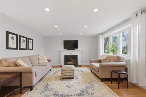 80 Willard St, Dedham, MA 02026 photo 5