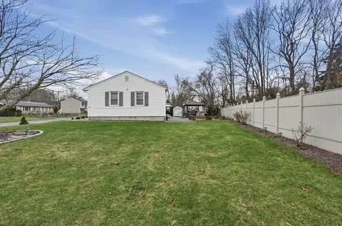 572 Bartlett St, Acushnet, MA 02743 photo 32
