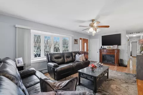 572 Bartlett St, Acushnet, MA 02743 photo 4