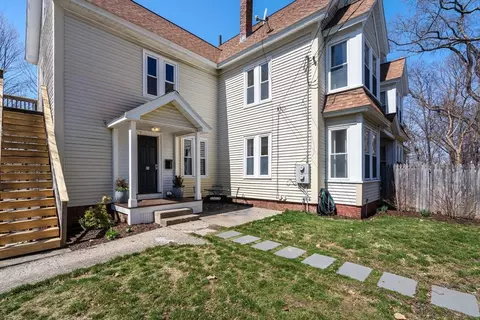 32 Thompson St #32, Maynard, MA 01754 photo 2