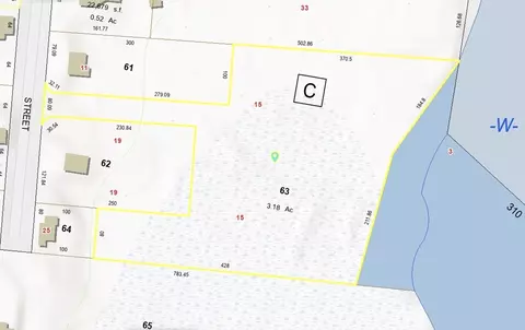 15 Lind St, Oxford, MA 01540