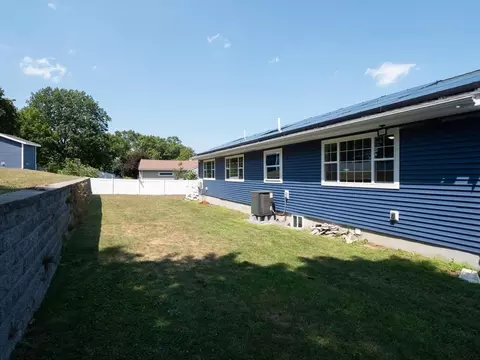 11 Bacon Dr, Saugus, MA 01906 photo 7