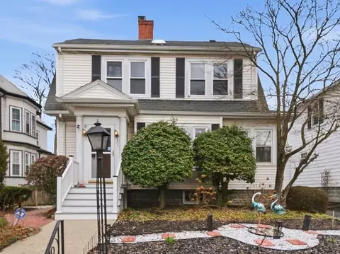 395 Lebanon St, Melrose, MA 02176