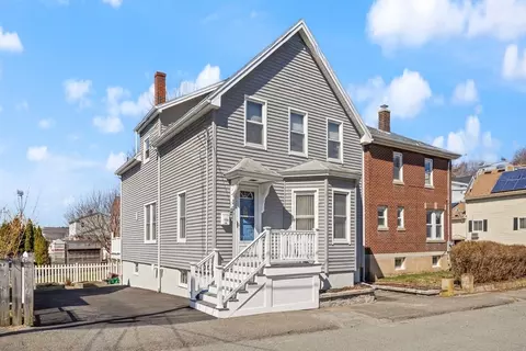 18 Hampden St, Gloucester, MA 01930