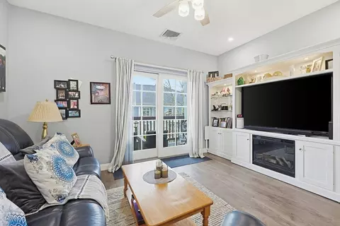 501 Commerce Dr #308, Braintree, MA 02184