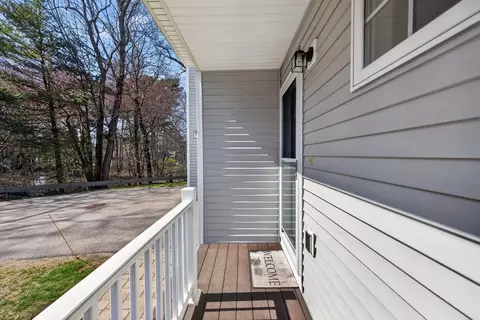 Exterior - 2 Sterling Ln #2, Walpole, MA 02081 photo 3 of 3