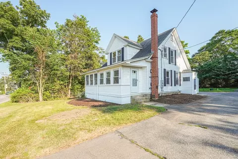 84 E Main St, Hopkinton, MA 01748