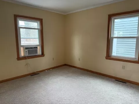 Bedroom - 7 Fearing St, Buzzards Bay, MA 02532 photo 3 of 3