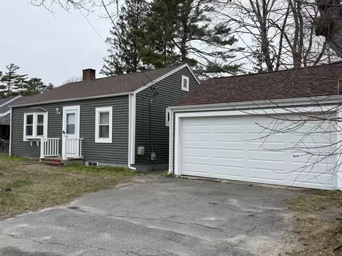 Exterior - 7 Fearing St, Buzzards Bay, MA 02532 photo 2 of 2