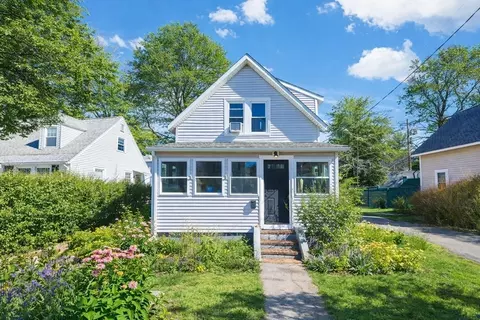 74 Kendall Ave, Framingham, MA 01702